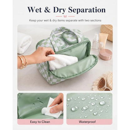 Checked Travel Toiletry Bag, Spacious Checkered Toiletry Bag for Women,Large Toiletry Bags for Traveling,Lightweight Travel Cosmetic Makeup Bag Organizer for Accessories,Toiletries
