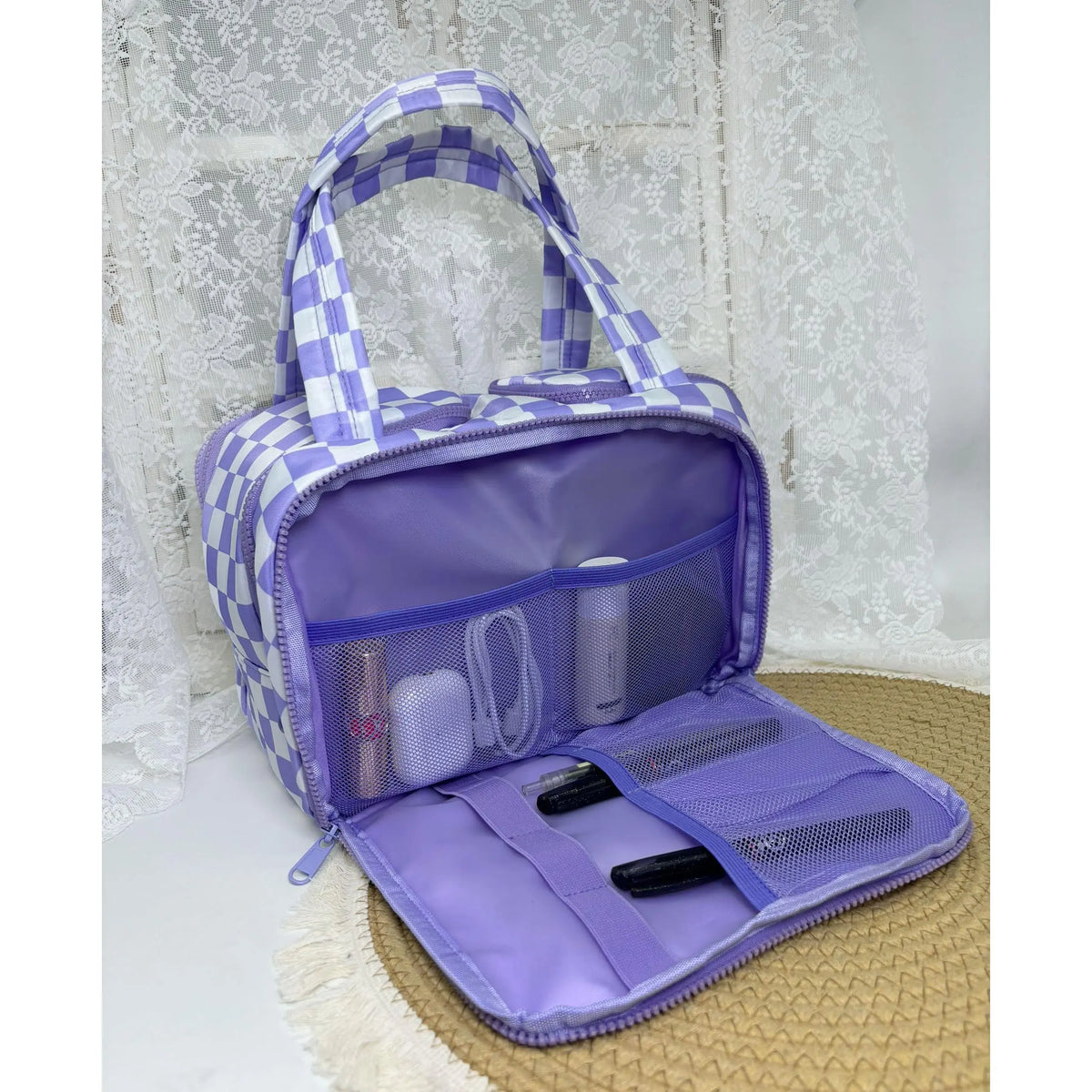 Checked Travel Toiletry Bag, Spacious Checkered Toiletry Bag for Women,Large Toiletry Bags for Traveling,Lightweight Travel Cosmetic Makeup Bag Organizer for Accessories,Toiletries