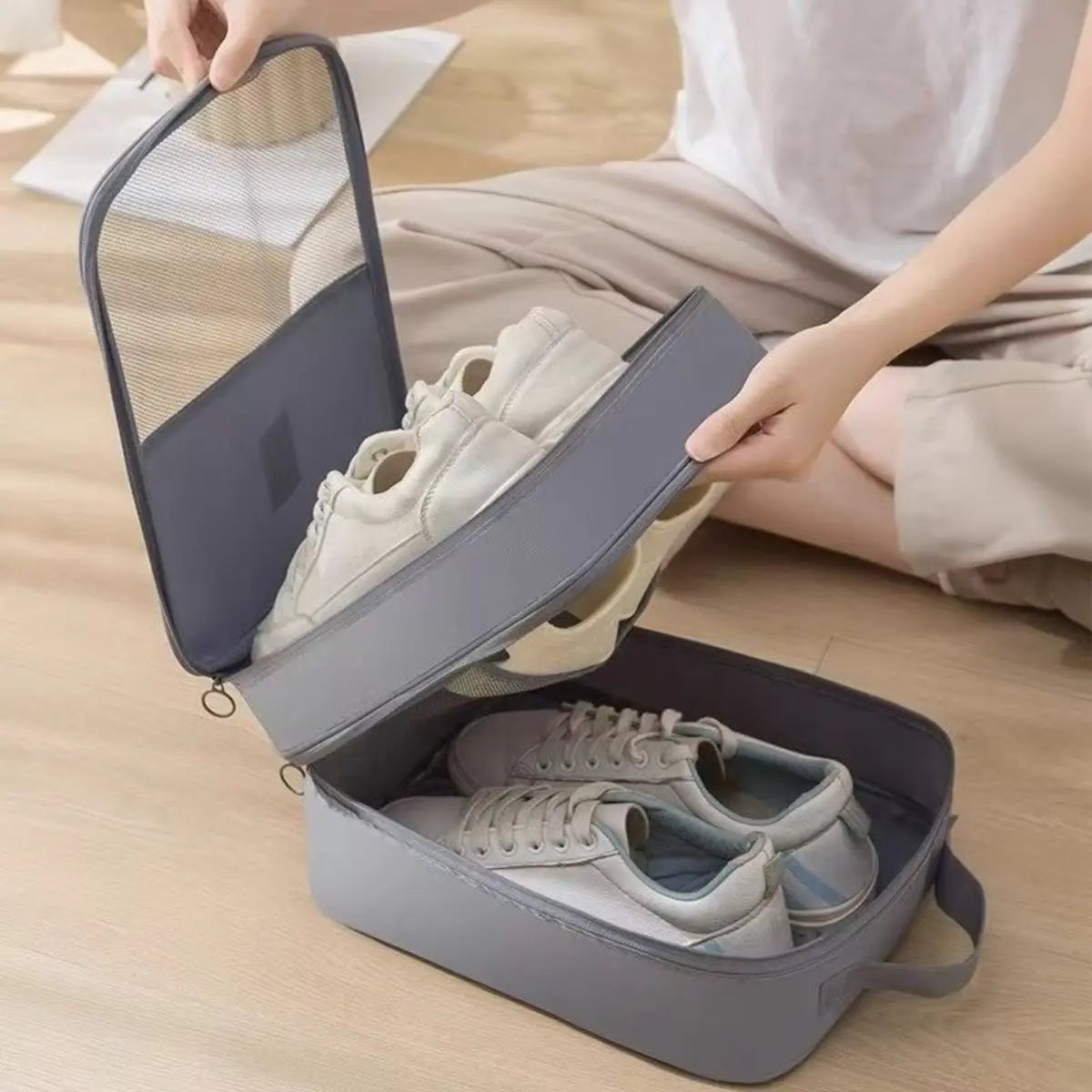 Travel Shoe Storage Organizer Bag, Large Capacity 3-Pair Hold with Dustproof PVC Cover, Breathable Fabric, and Handle