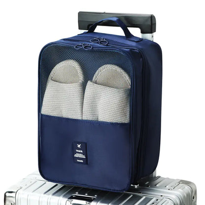 Travel Shoe Bag, High-Capacity Durable And Breathable Storage, Fits 3 Pairs of Shoes, Sturdy Hanging Organizer with Multiple Compartments, Comfortable Black Handle, Designed to Save Suitcase Space, for Socks And Other Items, 1pc