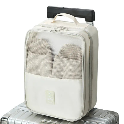 Travel Shoe Bag, High-Capacity Durable And Breathable Storage, Fits 3 Pairs of Shoes, Sturdy Hanging Organizer with Multiple Compartments, Comfortable Black Handle, Designed to Save Suitcase Space, for Socks And Other Items, 1pc