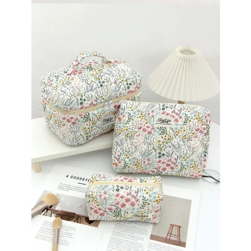 3‑Pack Floral‑Pattern Makeup Bag Set, Large‑Capacity Zipper Travel Cosmetic Pouches, Portable Makeup Organizer for Toiletries