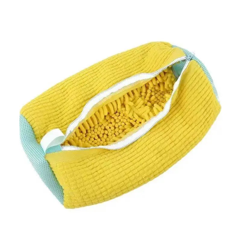 Machine Washable Shoe Washing Bag with Soft Chenille Microfiber, Reusable Sneaker Laundry Bag with Zipper & Breathable Mesh, Protective Shoe Wash Bag for Washing Machine